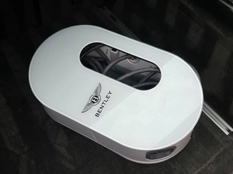 2020 Bentley Bentayga Hybrid