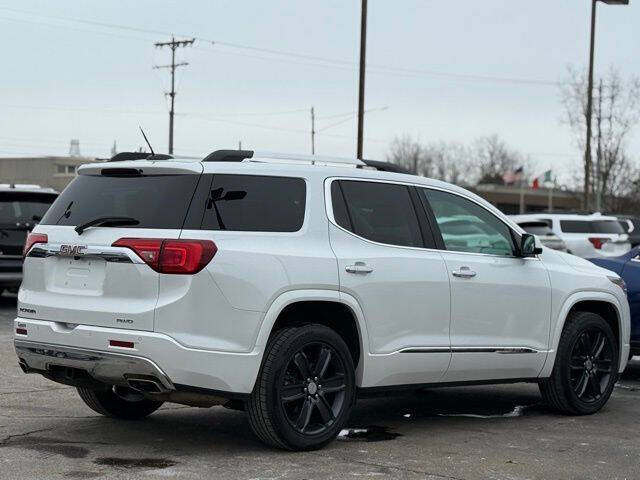 2017 GMC Acadia Denali