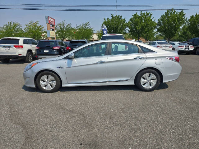 2015 Hyundai SONATA Hybrid for sale at MK Trusted Cars in Kennewick, WA