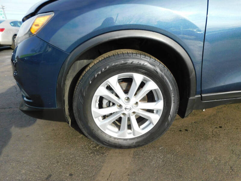 2016 Nissan Rogue SV