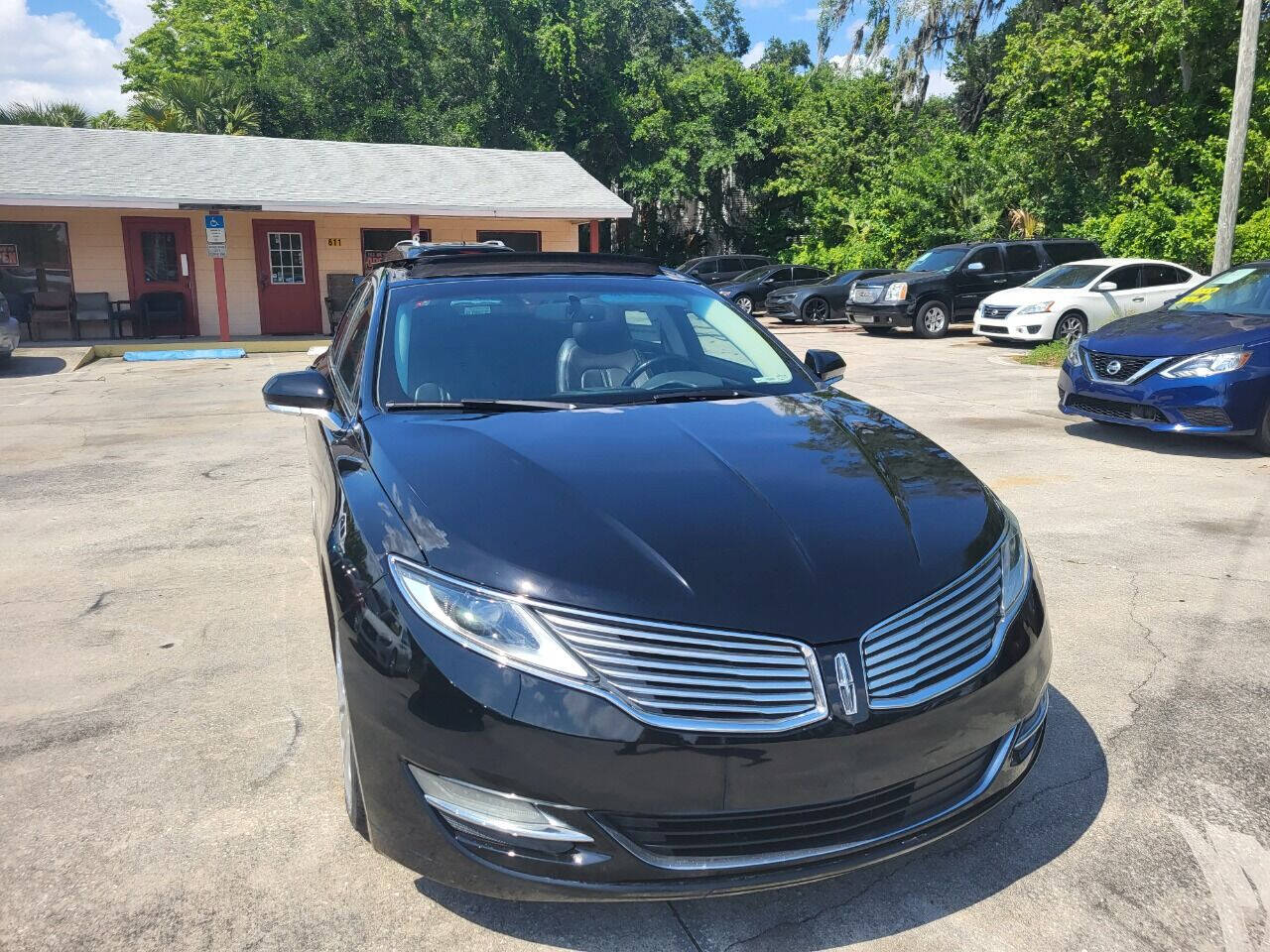 2016 Lincoln MKZ for sale at FAMILY AUTO BROKERS in Longwood, FL