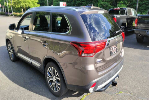 2017 Mitsubishi Outlander SE