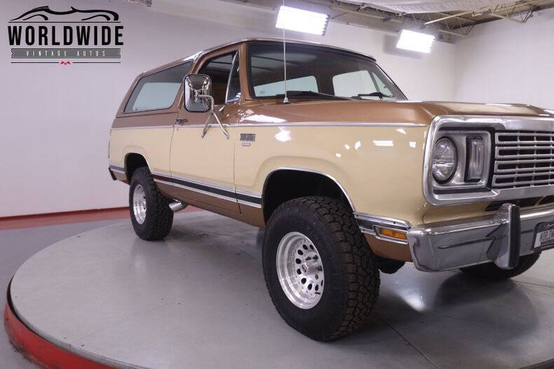 1977 Plymouth Trailduster