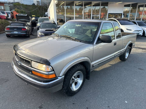 2002 Chevrolet S-10 for sale at APX Auto Brokers in Edmonds WA