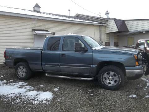 2006 Chevrolet Silverado 1500 for sale at JIM'S COUNTRY MOTORS in Corry PA