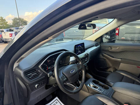 2020 Ford Escape SEL