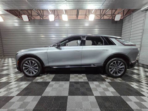 2024 Cadillac LYRIQ Sport 1
