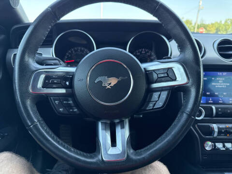 2020 Ford Mustang EcoBoost