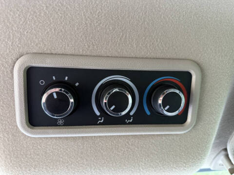 2024 Chevrolet Express LT 3500