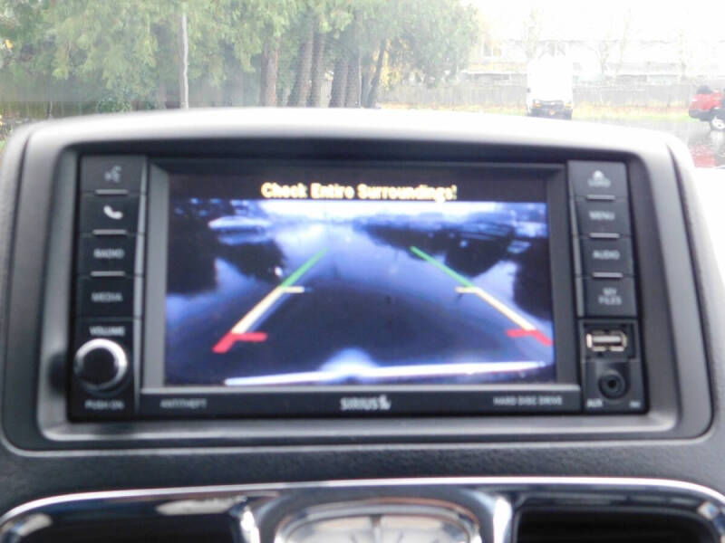 2016 Chrysler Town and Country Touring