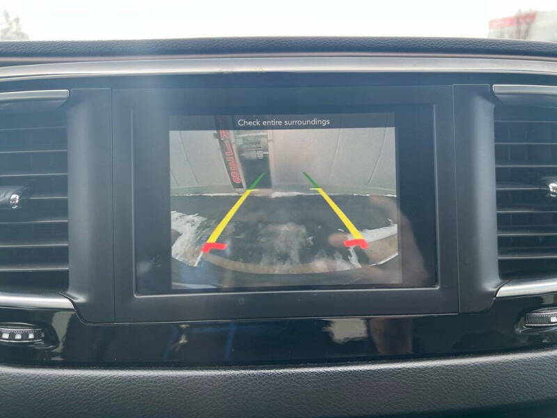 2018 Chrysler Pacifica Touring L