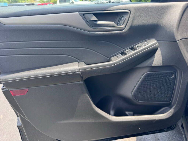 2024 Ford Escape