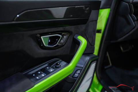 2022 Lamborghini Urus