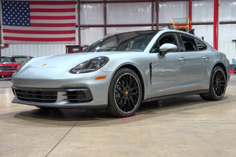 2018 Porsche Panamera 4S