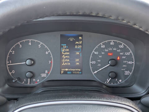 2024 Toyota Corolla Cross LE