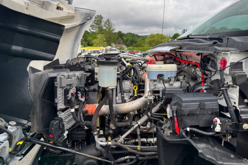 2022 Chevrolet Silverado 5500HD