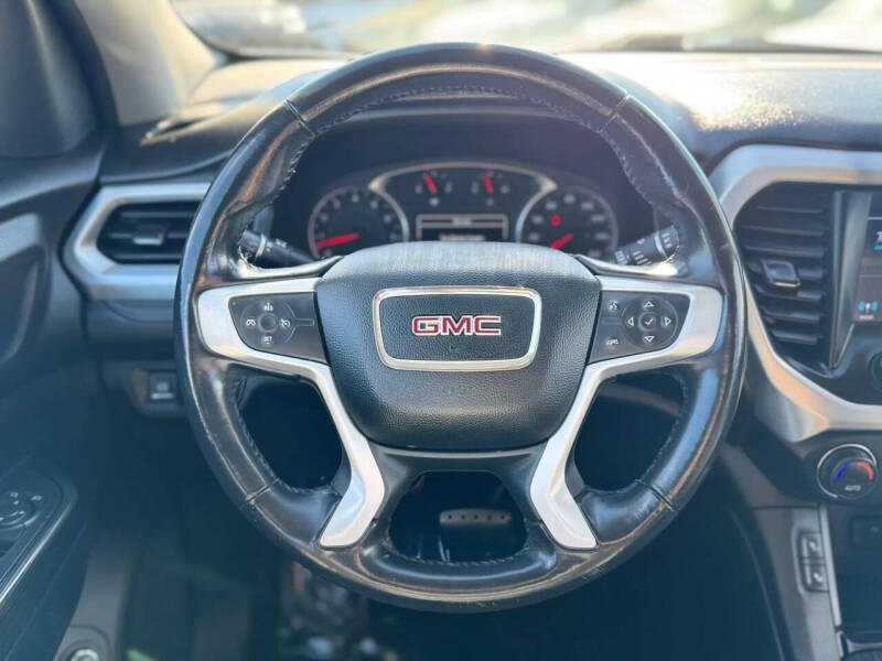 2019 GMC Acadia SLT-1