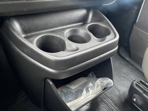 2022 Chevrolet Express 2500