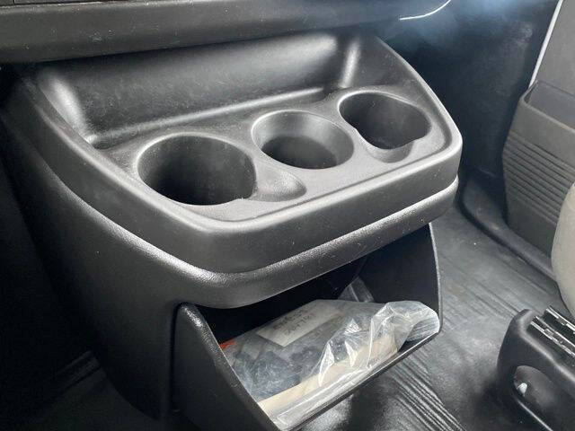 2022 Chevrolet Express 2500