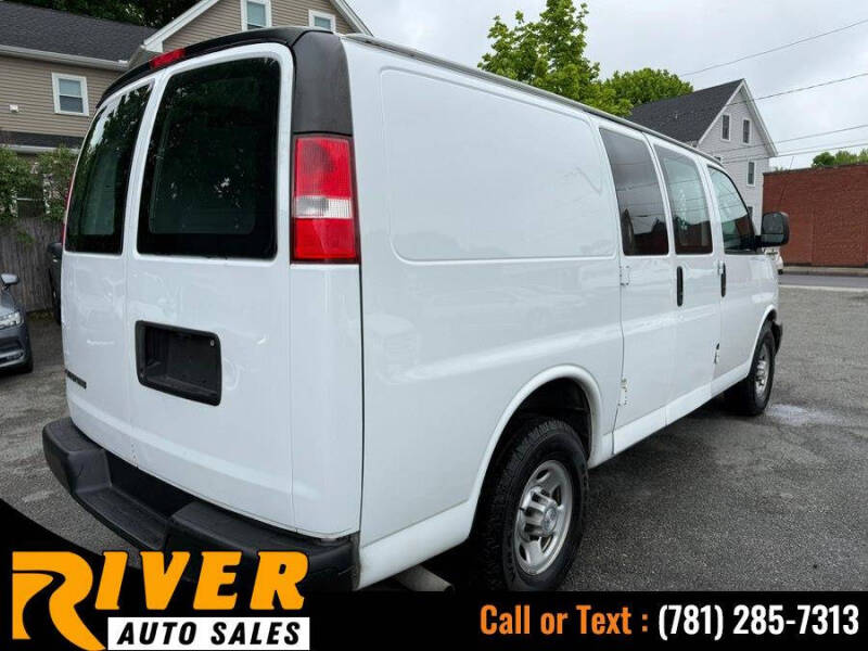2017 Chevrolet Express 2500