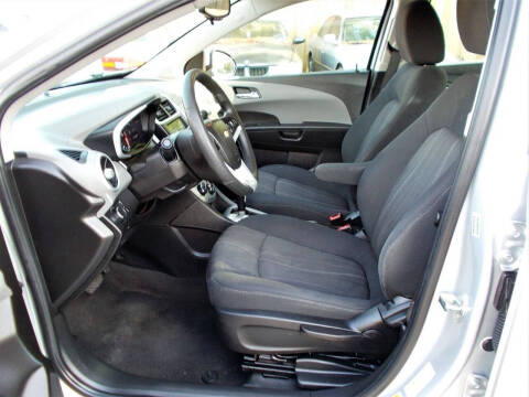 2017 Chevrolet Sonic LT Auto