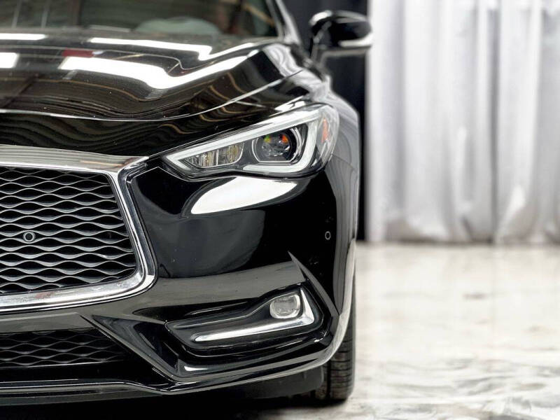 2019 Infiniti Q60 Red Sport 400