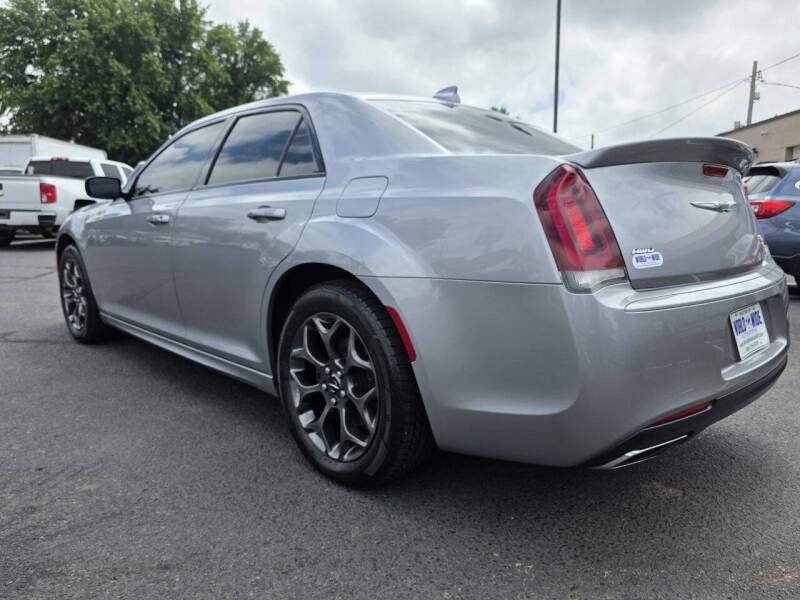2017 Chrysler 300 S