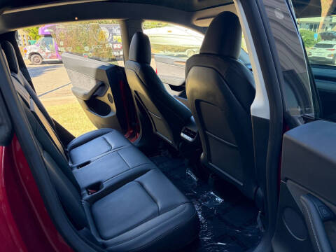 2024 Tesla Model Y Long Range