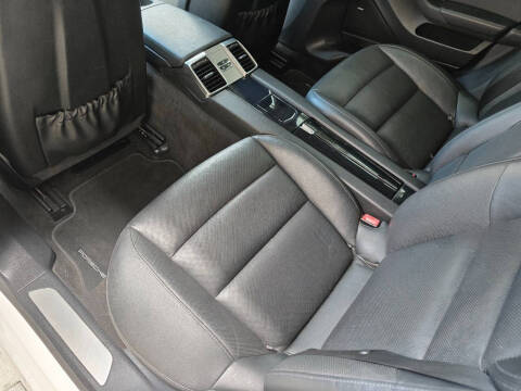 2015 Porsche Panamera S E-Hybrid