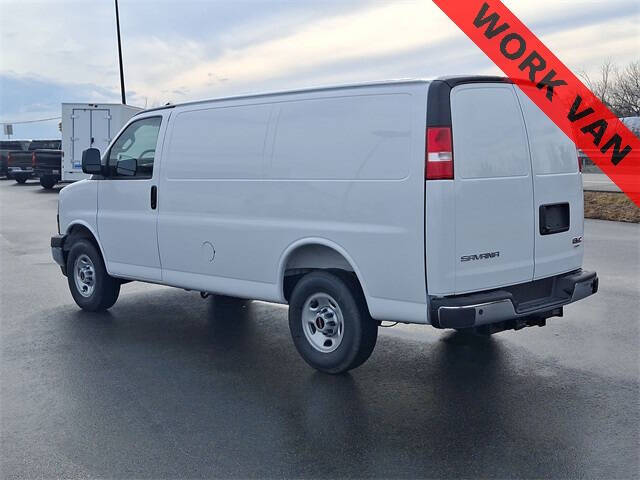 2025 GMC Savana 2500