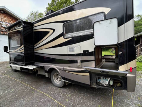 2013 Itasca Reyo 25T