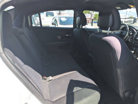 2013 Chrysler 200 LX