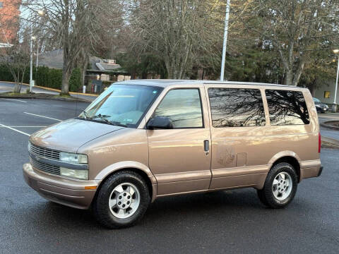 2003 Chevrolet Astro LT