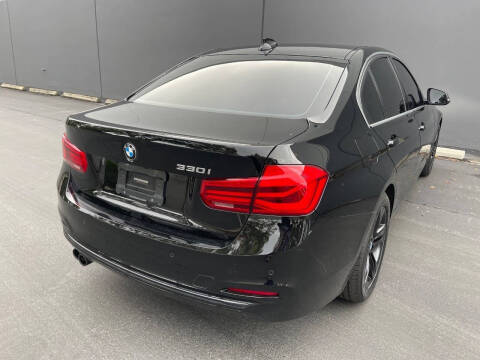 2017 BMW 3 Series 330i