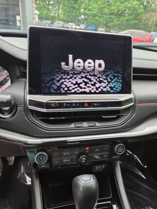2023 Jeep Compass Trailhawk