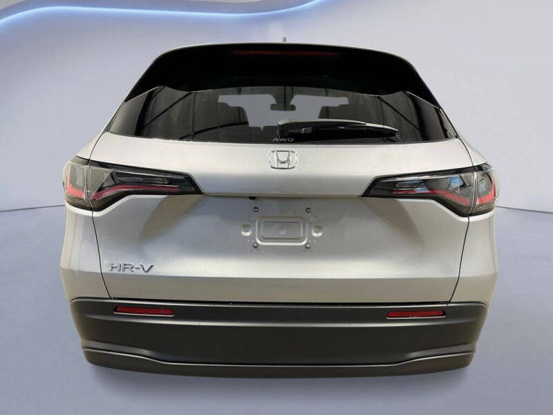 2027 Honda HR-V LX