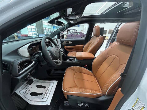 2026 Chrysler Pacifica Pinnacle