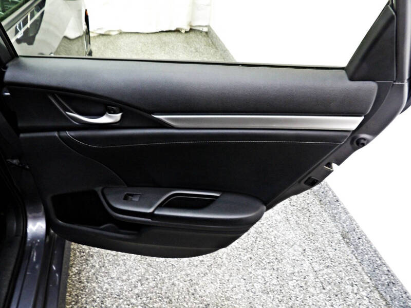 2019 Honda Civic Touring