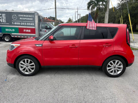 2017 Kia Soul +