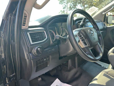 2017 Nissan Titan XD