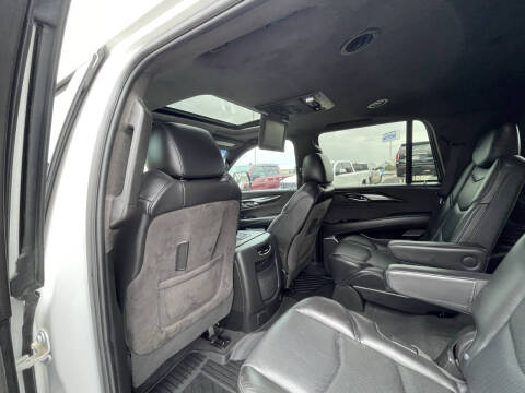 2020 Cadillac Escalade Platinum