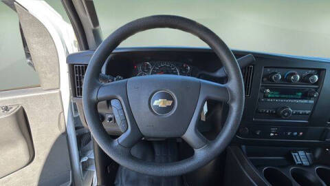 2024 Chevrolet Express 2500