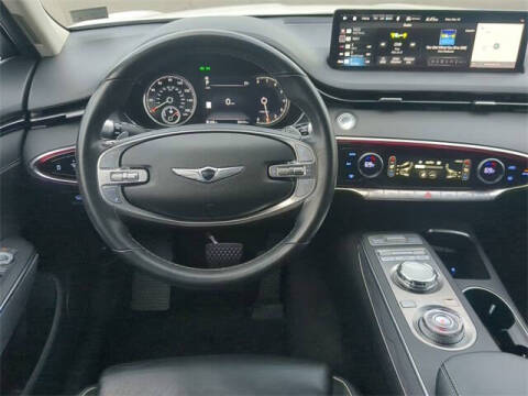 2023 Genesis GV70 2.5T Standard