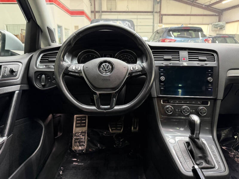 2018 Volkswagen Golf Alltrack