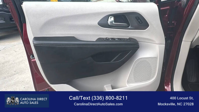 2022 Chrysler Pacifica Touring L