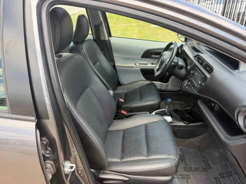 2013 Toyota Prius c Four