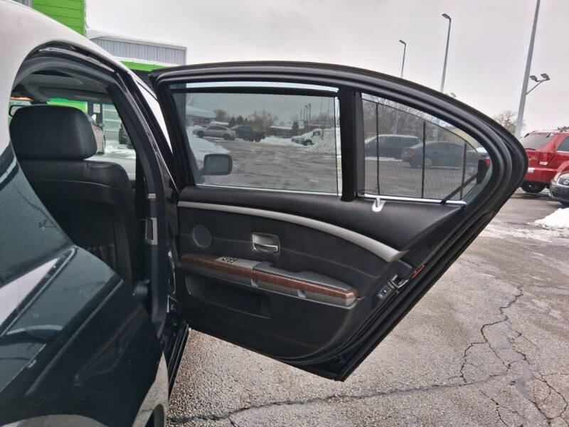 2004 BMW 7 Series 745Li