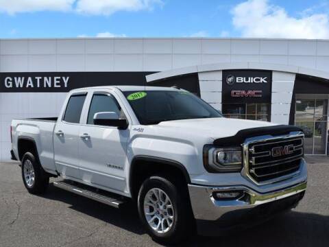 2017 GMC Sierra 1500 for sale at DeAndre Sells Cars in North Little Rock AR