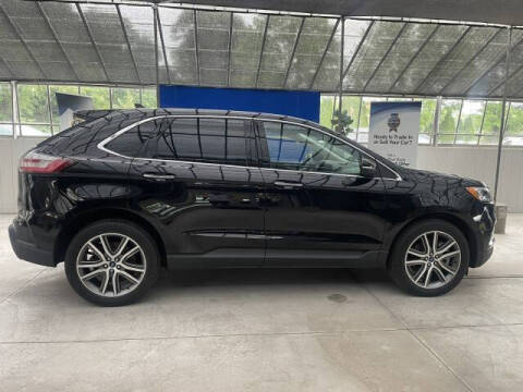 2022 Ford Edge Titanium