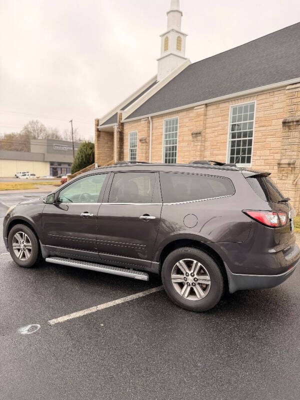 2017 Chevrolet Traverse LT